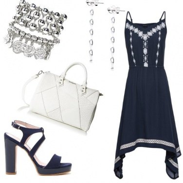 Outfit Vestito asimmetrico