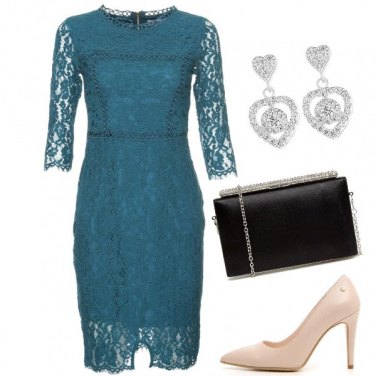 Outfit Vestito a tubino in pizzo