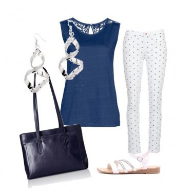 Outfit Bianco e blu