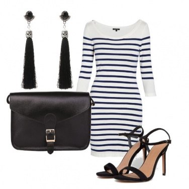 Outfit Le righe sul bianco