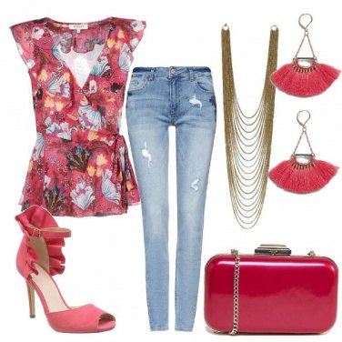 Outfit Il top floreale