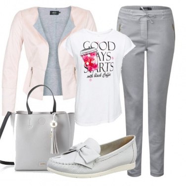 Outfit In ufficio con la t-shirt