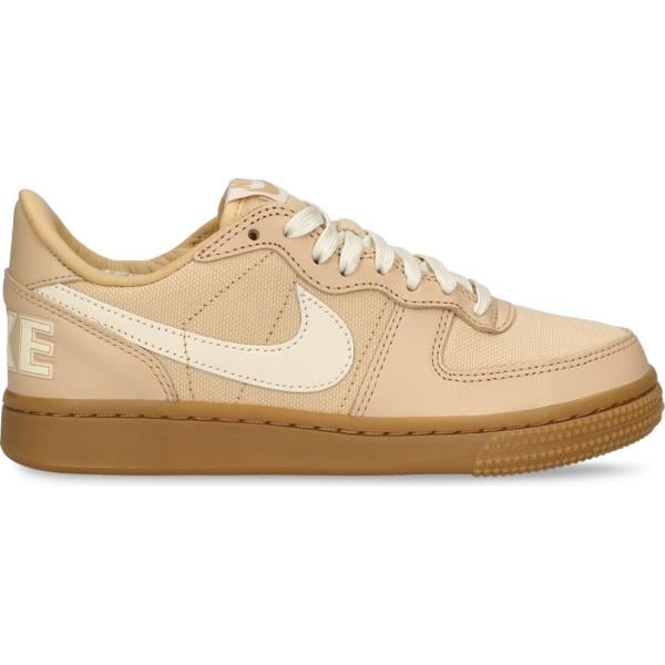 sneakers Nike