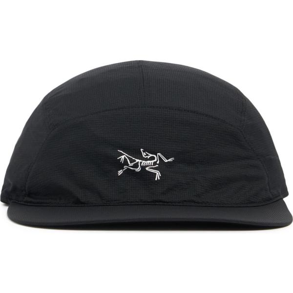 cappelli Arcteryx nero con stampe