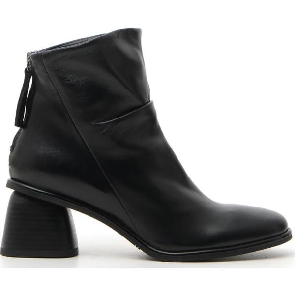 Stivaletti forma asimmetrica con tacco largo e zip con punta tonda nero Pittarello Glam nero