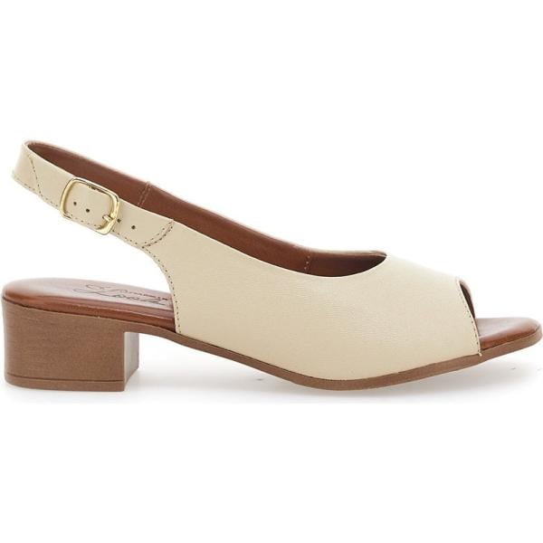 sandali col tacco Pittarello Look bianco