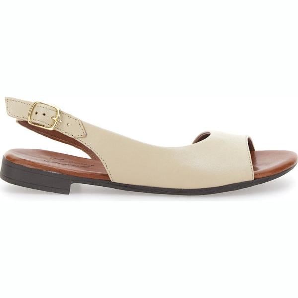 sandali col tacco Pittarello Look bianco