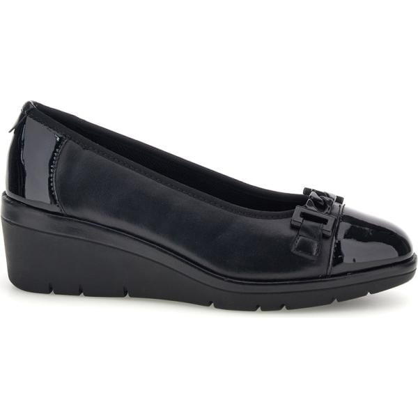 Ballerine da donna in nero pece con fiocco in pelle Pittarello