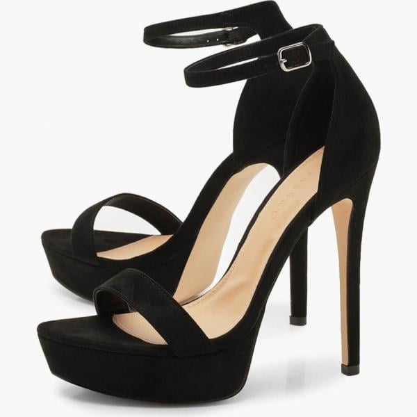 scarpa col tacco Boohoo nero