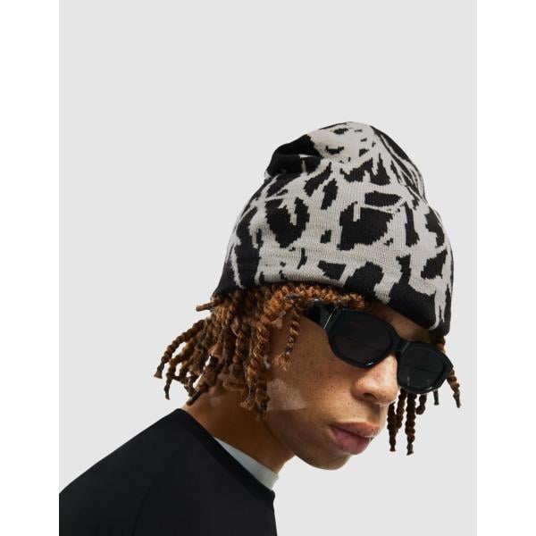 gorros Bershka negro