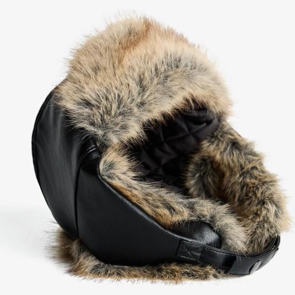 gorros Bershka blanco