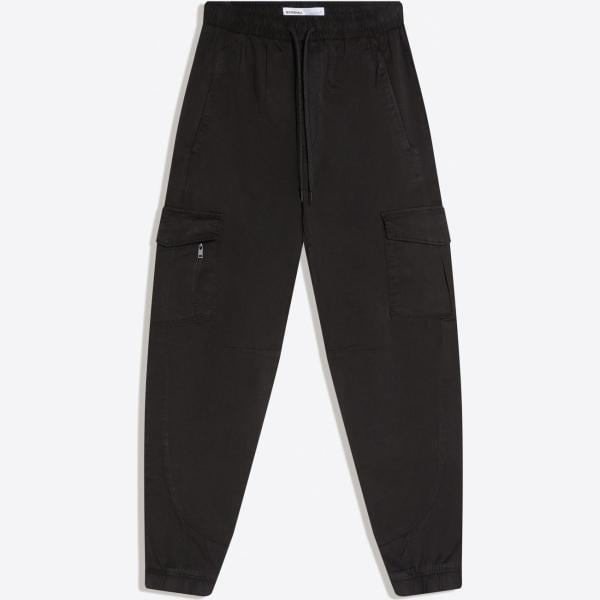 pantalones cargo Bershka negro