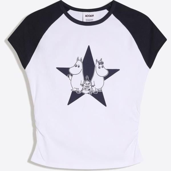 camiseta Bershka blanco con diseños