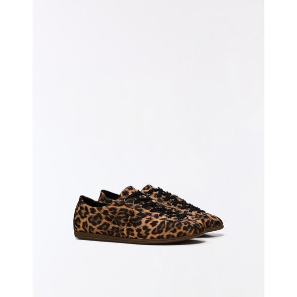 sneakers Bershka blanco animalier