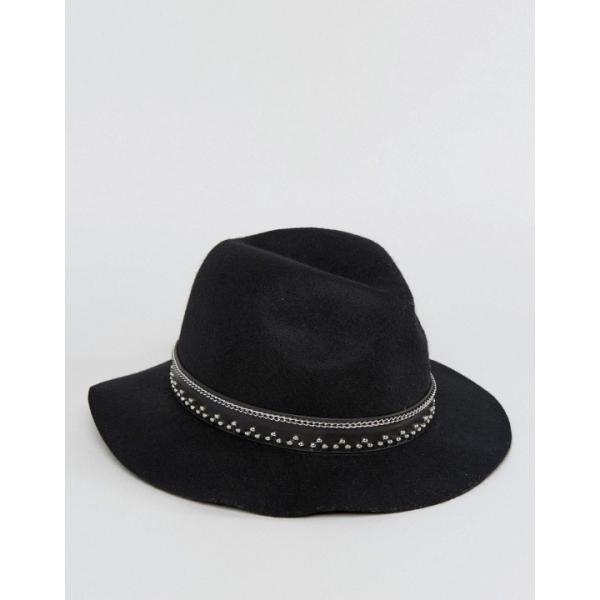 Cappello con visiera e catena Morgan