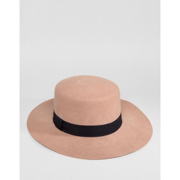 Cappello contrasto cammello Asos Design