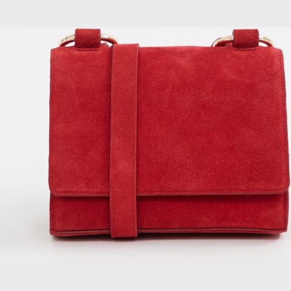 Borsa a tracolla con cinturino effetto scamosciato Asos Design