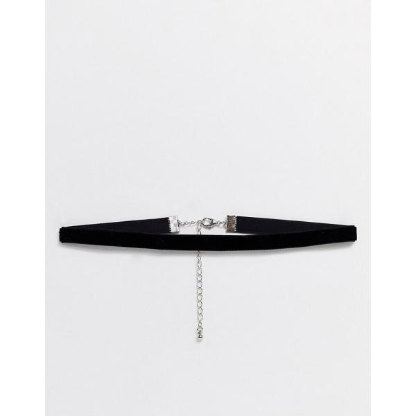 Collana petite girocollo con fasce in velluto lunghezza regolabile ASOS Curve