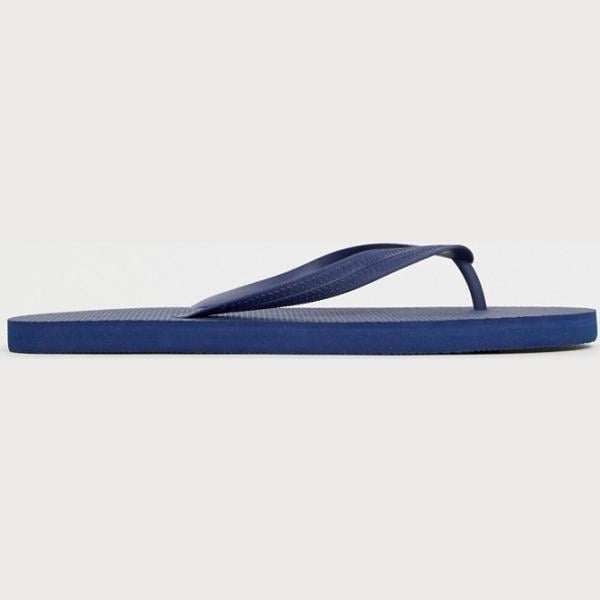 Infradito con suola sagomata effetto zigrinato collo a v  navy Asos Design