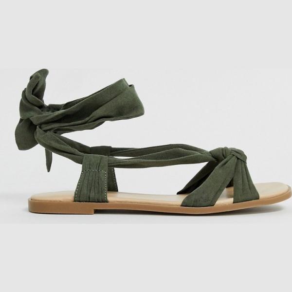 Sandali collo aperto con laccetti suola piatta verde Oasis