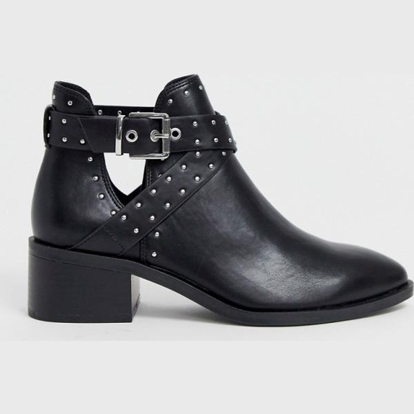 Stivaletti con borchie e fibbia nero Pull&Bear