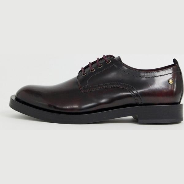 Scarpe stringate con stringhe effetto lucido con punta tonda bordeaux Base London