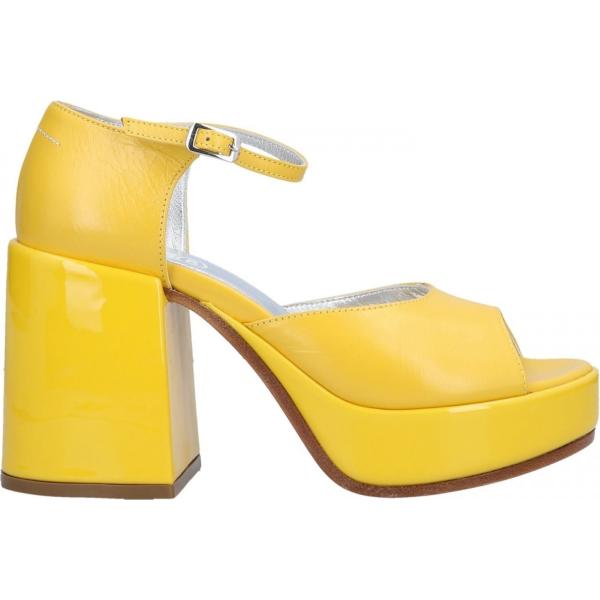 Sandali pelle effetto vernice con tacco squadrato e cinturino con punta tonda tinta unita Mm6 Maison Margiela giallo tinta unita
