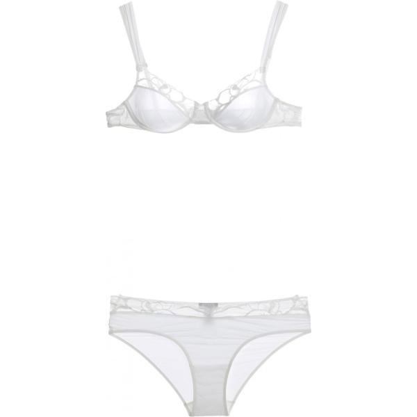 Intimo coordinato con ferretto e pizzo jersey Hanro tinta unita