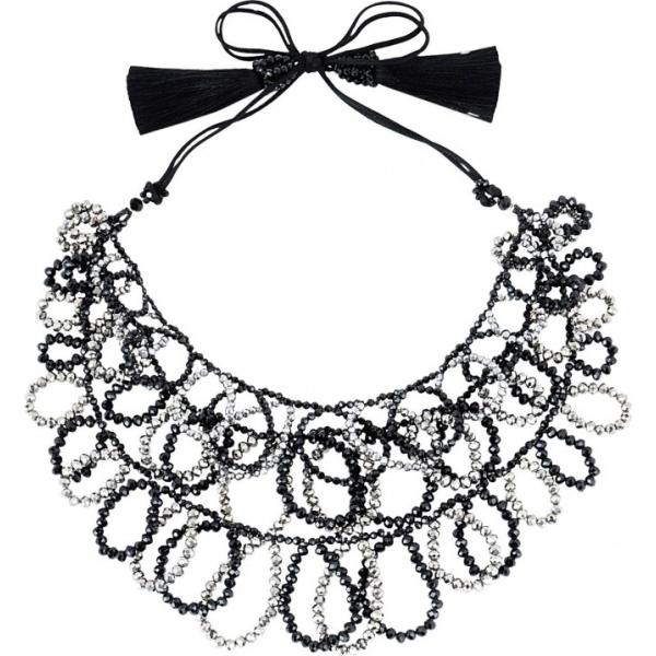 Collana con perline e nappine Nightmarket.it