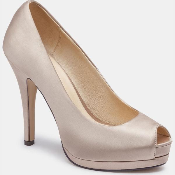 Scarpe col tacco con punta tonda beige Menbur