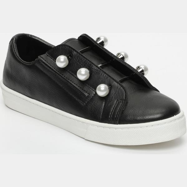Sneakers interno in pelle con punta tonda nero Bata