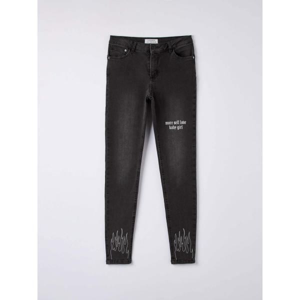 jeans Terranova bianco con stampe