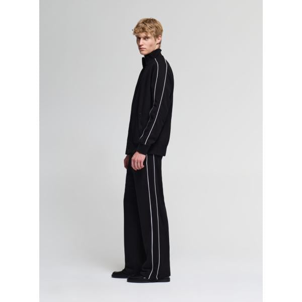 Felpa sportiva da uomo in nero pece collo alto lungo a maniche lunghe con zip Terranova