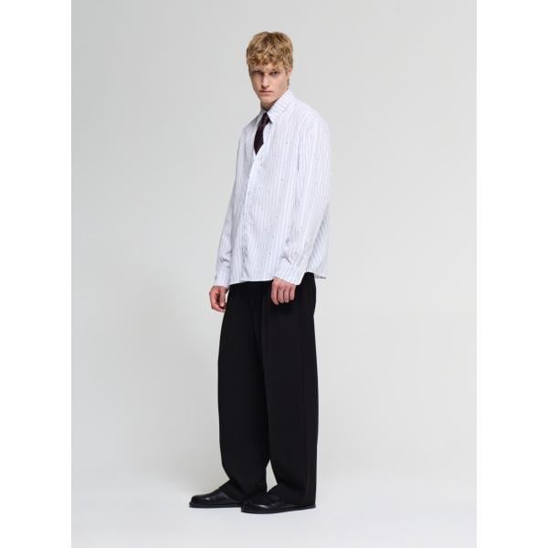 Camicia da uomo in bianco neve a righe con borchie collo classico maxi a maniche lunghe con bottoni Terranova Terranova