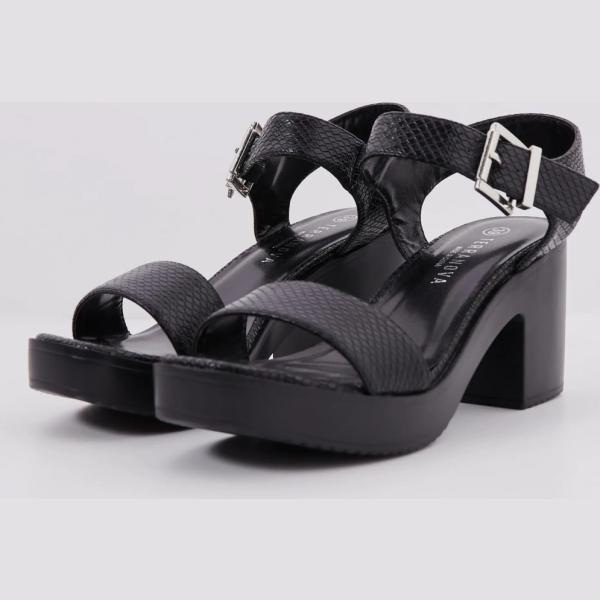 sandali in pelle Terranova nero