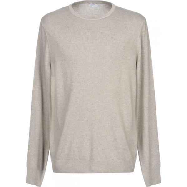 pulls Liu •Jo Man
