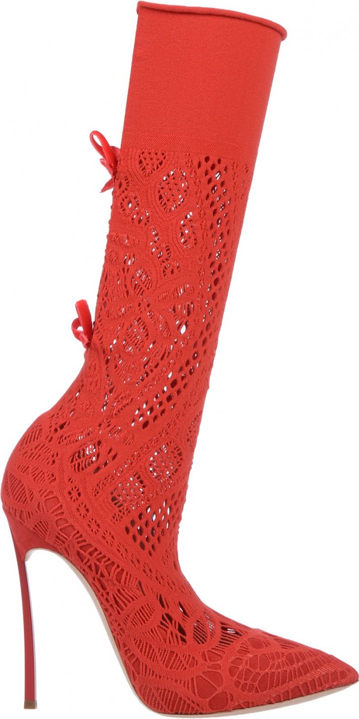 anfibi rossi vernice